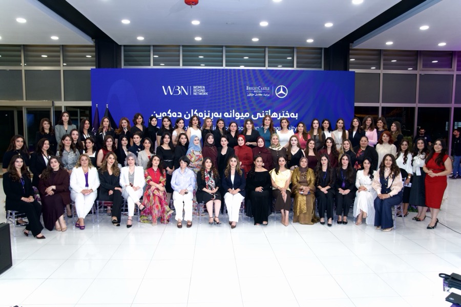 Group photo from the Slemani reception